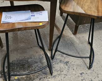 STOOLS