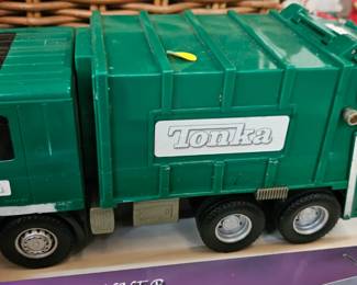TONKA GARBAGE TRUCK