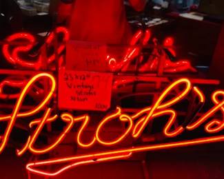 Strohs neon light 