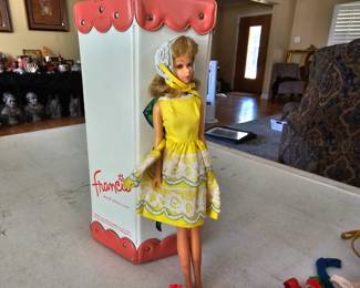vintage 1965 original FRANCIE doll with carry case and clothes & accessories