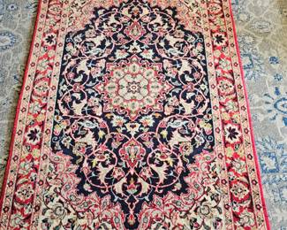 Persian Isfahan rug - 3'x5'