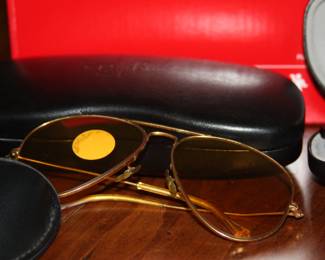 vintage RAY-BAN sunglasses