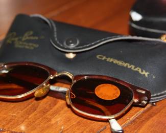 vintage RAY-BAN sunglasses