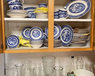 Homer Laughlin blue willow