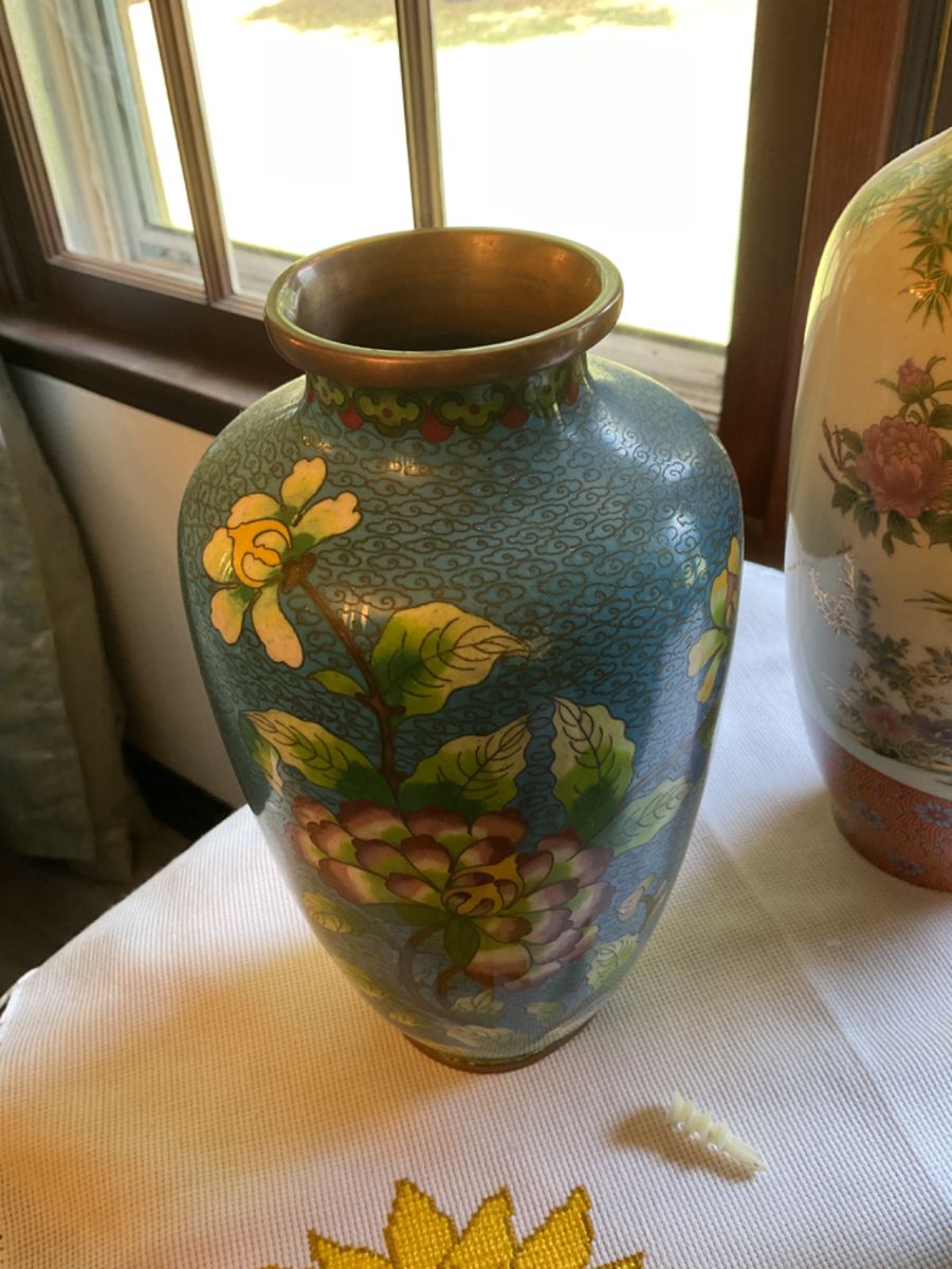 Cloisonne vase and ginger jar.