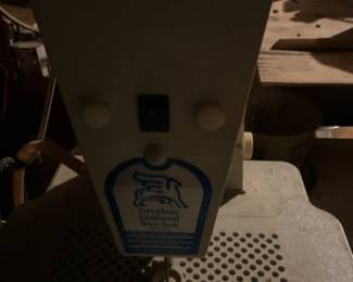 Stain glass cutting machine. Gryphon Diamond wire saw.