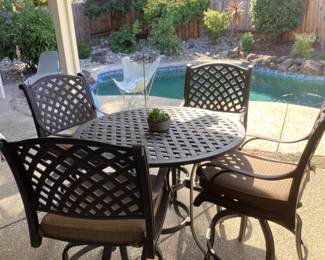 5 pc outdoor high top table and chairs with pads