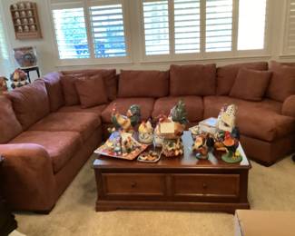 Sectional with large coffee table with 2 storage drawers