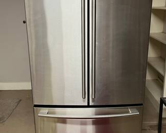LG Stainless French Door Refrigerator with ice maker