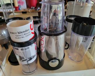 New blender w/accessories