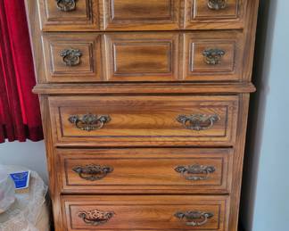 Broyhill chest