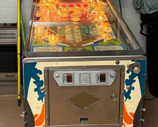 70's Bally Aladdin's castle pinball machine