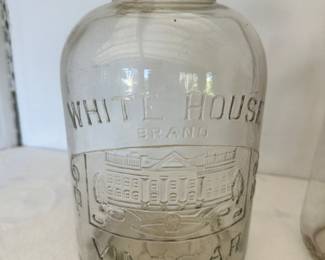 White house vinegar