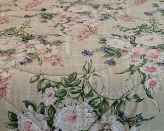 Queen mattress & boxspring, Williamsburg by Crown Crafts bedspread and bedskirt