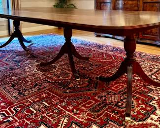 triple pedestal detail