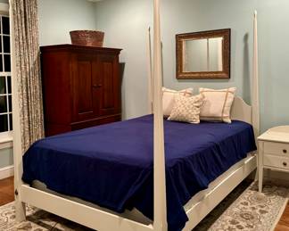 Queen Four Poster Bed