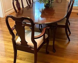 Six Seater Dining Set 
