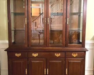 Crescent Hutch