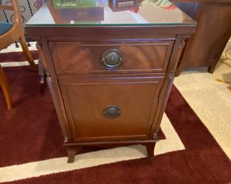 Thomasville Furniture Company Night Stand                               27" x 17" x 14"