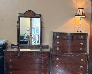 Thomasville Furniture Company &nbsp;Dresser with mirror
35 1/2" x 49" x 21"
6 drawer highboy dresser
55" x 38" x 21"