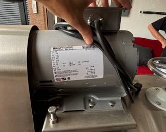 SnoWizard Professional Snow Cone Machine