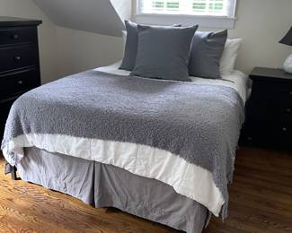 queen bed, mattress, boxspring, bed frame