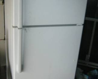 GE refrigerator 