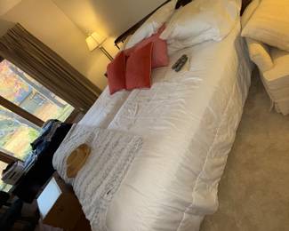 Adjustable bed with massage. (2 remotes)