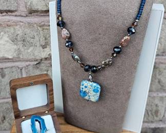 Serene Blue Agate Geode Slice Ring With Beaded Jasper Necklace Tested  See Pictures