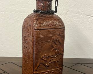 Handmade Designed Leather Decanter Case
