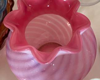 Fenton Pink Swirl Art Glass Vase