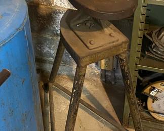 Tri-Stand with Metal/Pipe Bender Attachment