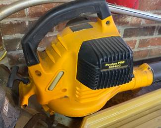 Poulan Blower
