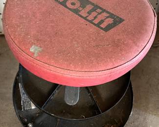 Prolift shop stool