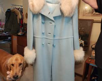 Vintage coat with real fur
