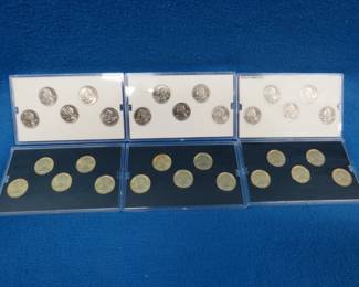 Lot 171. Thirty Gold or Platinum State Quarters from Denver and Philadelphia for the years 2004, 2005, and 2006