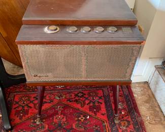 Magnivox Consolette Turntable.