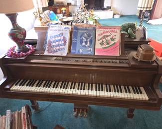 Wurlitzer grand piano 