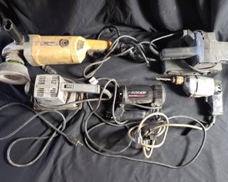 Lot # : 360 - Group of power tools
