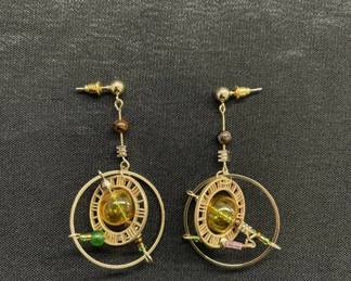 Lot # : 374v - Abstract gold-tone earrings
