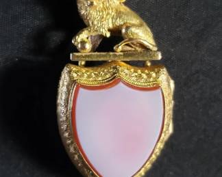 Lot # : 390 - Victorian 14k gold, bloodstone & agate locket
