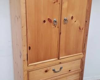 Lot # : 434 - Pine armoire cabinet

