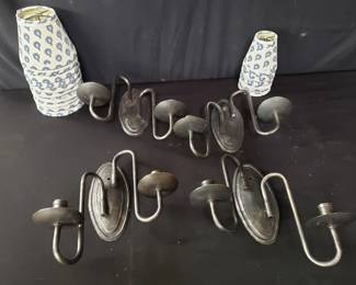 Lot # : 568 - Group of metal wall sconces with shades
