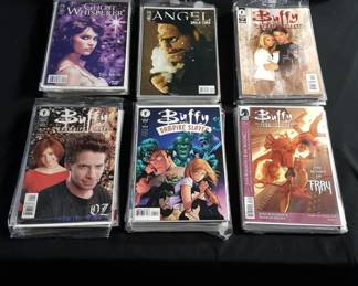 Lot # : 490 - Group of assorted comic books
