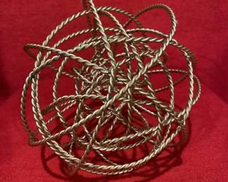 Lot # : 481v - Abstract gold tone metal art
