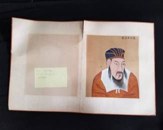 Lot # : 55 - Group of hand-painted Chinese portraits
