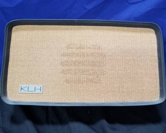 Lot # : 515 - KLH speaker

