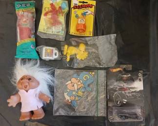 Lot # : 73j - Lot of assorted toys
