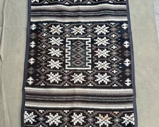 Lot # : 486z - Vintage House Of Richa hand woven Mexican rug
