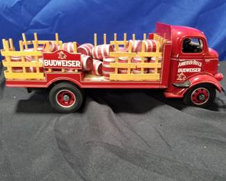 Lot # : 493 - Vintage Anheuser-Busch Budweiser truck
